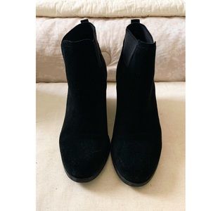 Guess ankle booties